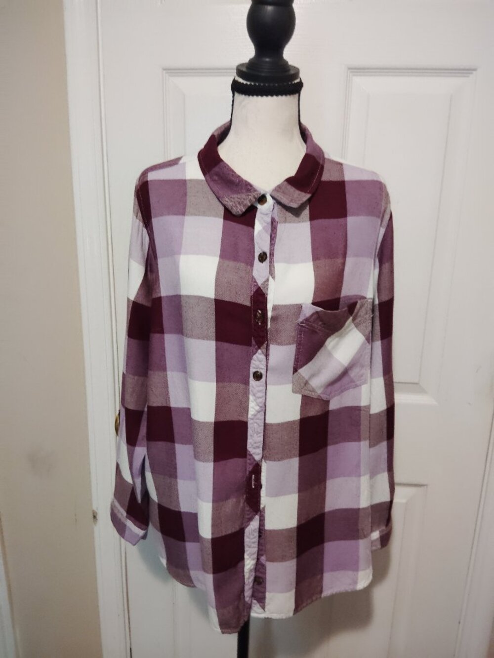 Terra & Sky Women's Fall Fashion Plaid button Down Shirt Purple White Size 1x - Picture 3 of 6